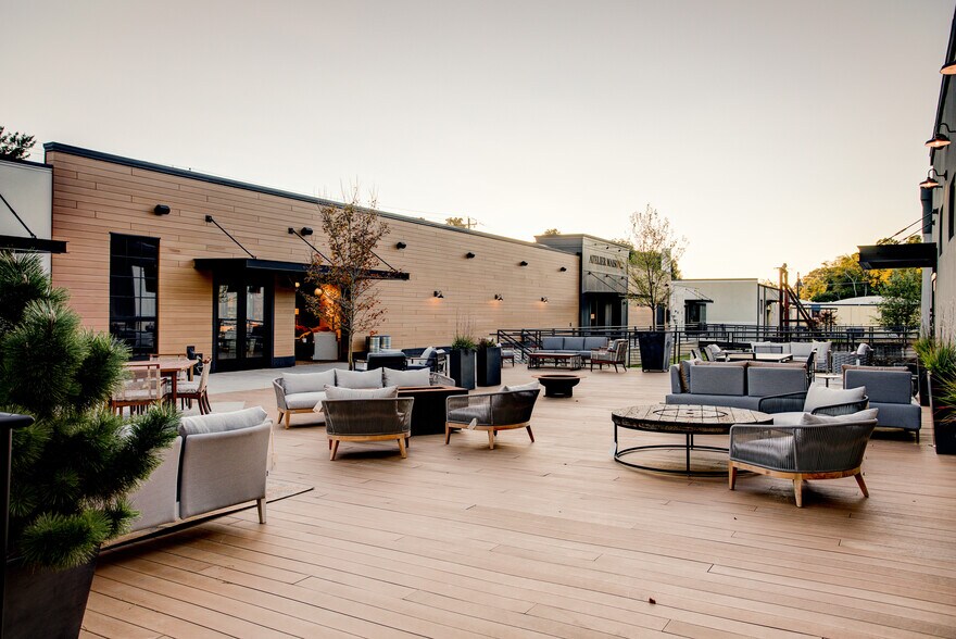 More Photos Of 11 Sullivan Way, Asheville Warehouse For Lease