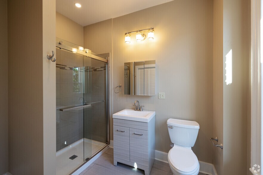 More Photos Of 458 Broadway, Kingston Storefront Retail Residential For Sale