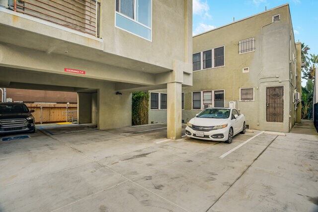 More Photos Of 3574 4th Ave, San Diego Apartments For Sale