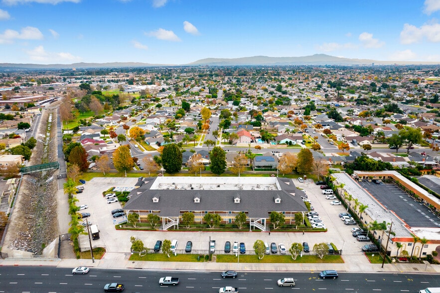 More Photos Of 408 S Beach Blvd, Anaheim Medical For Sale