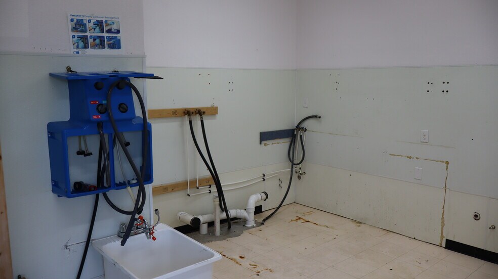 More Photos Of 4009 N Croatan Hwy, Kitty Hawk Freestanding For Lease