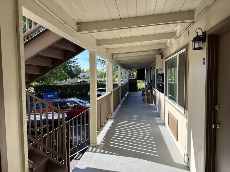 More Photos Of 804 NE 2nd St, Corvallis Apartments For Sale