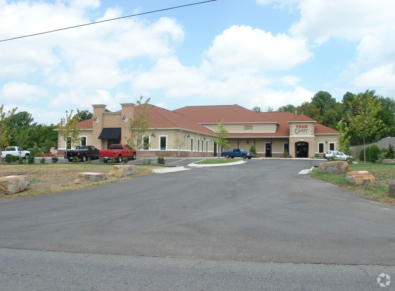More Photos Of 216-222 E Township St, Fayetteville Medical For Sale