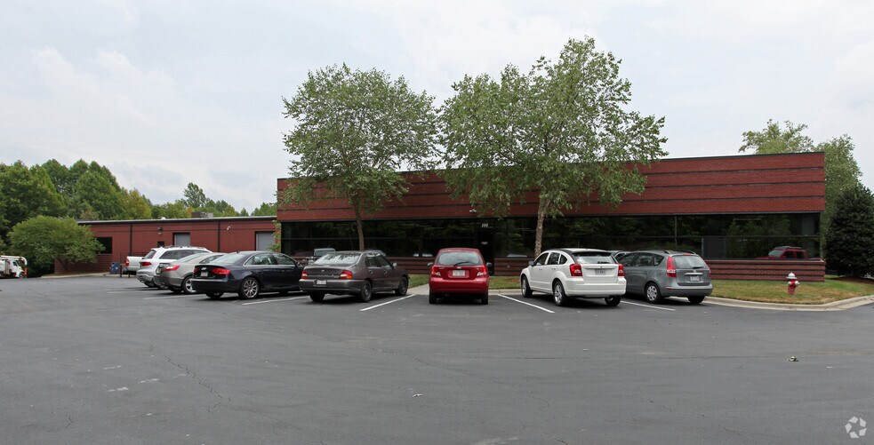 More Photos Of 2000 Aerial Center Pky, Morrisville Unknown For Lease