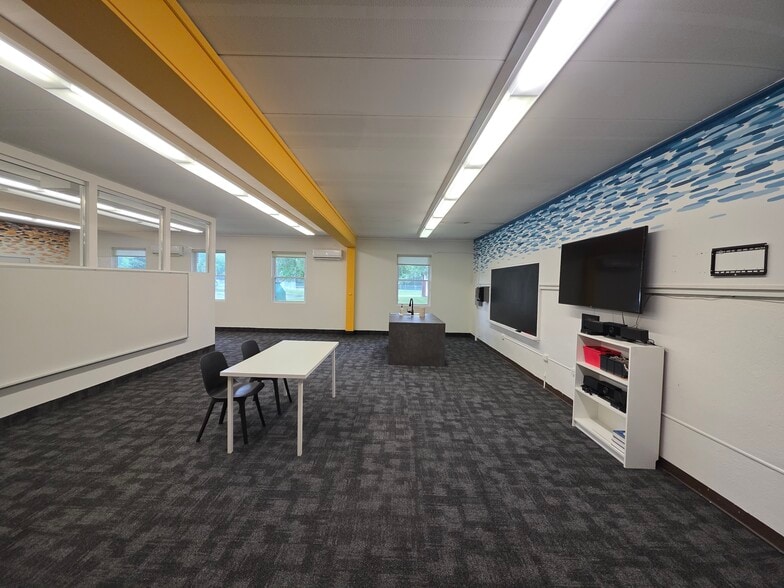 More Photos Of 985 Ebner Dr, Webster Schools For Sale
