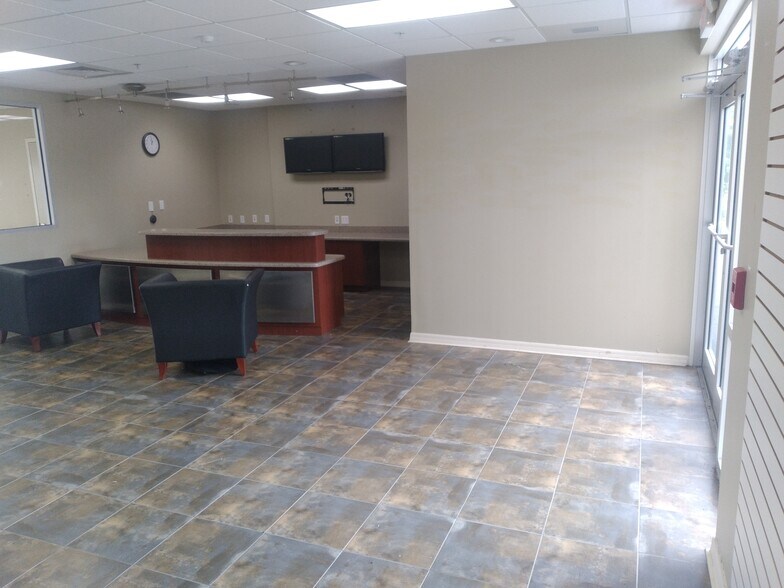 More Photos Of 12560 Tamiami Trl S, North Port Specialty For Sale