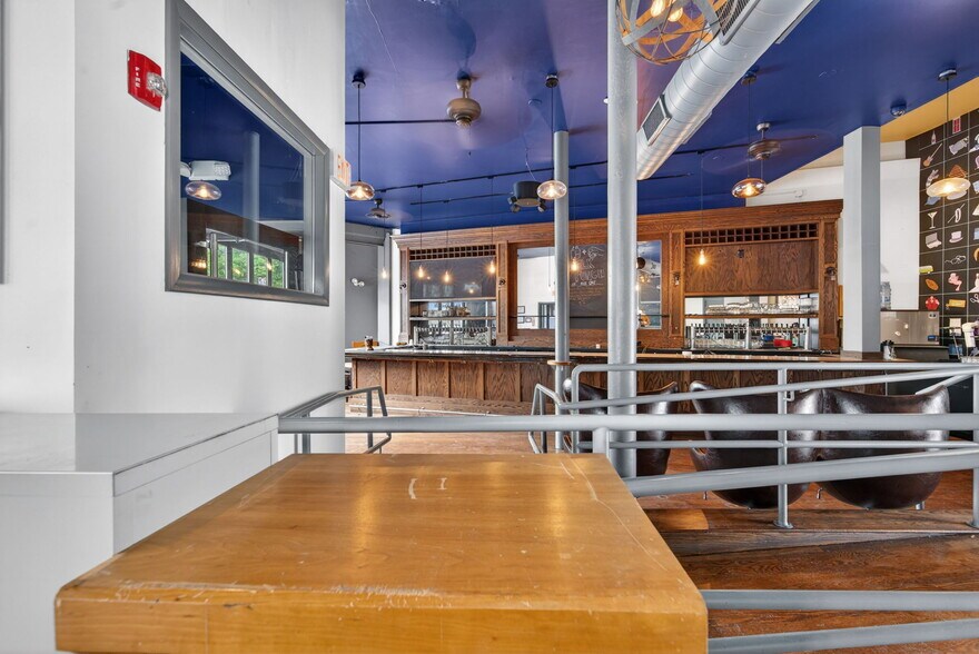 More Photos Of 1248-1260 Cambridge St, Cambridge Storefront Retail Office For Lease