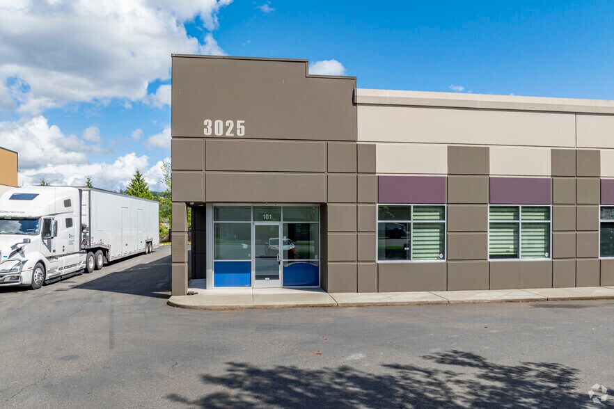 More Photos Of 3025 142nd Ave E, Sumner Service For Lease