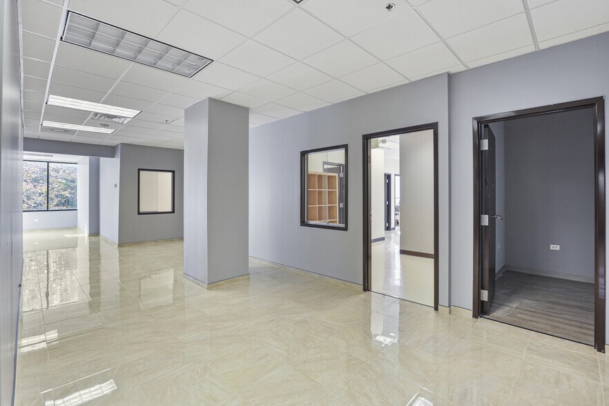 More Photos Of 14489 John Humphrey Dr, Orland Park Medical For Sale