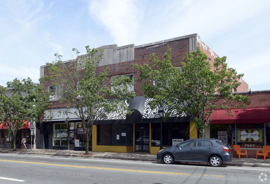 More Photos Of 442-450 Main St, Warren Storefront Retail Office For Lease