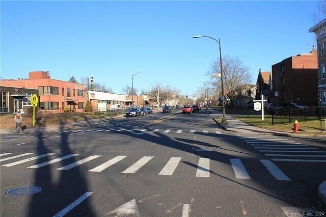 More Photos Of 593 Farmington Ave, Hartford Office For Lease