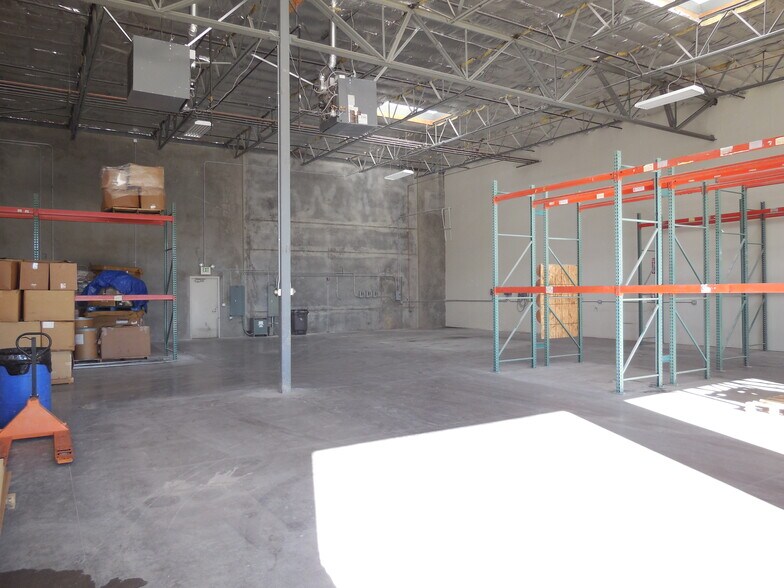 More Photos Of 2222 Park Plz, Minden Warehouse For Lease