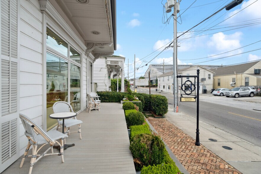 More Photos Of 5757 Magazine St, New Orleans Freestanding For Lease