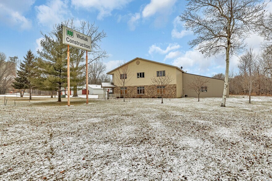 More Photos Of 6225 Lark Rd NW, Sauk Rapids Warehouse For Lease