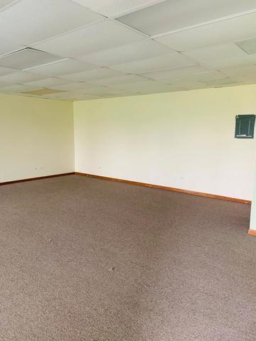 More Photos Of 20654 Burl Ct, Joliet Flex For Lease