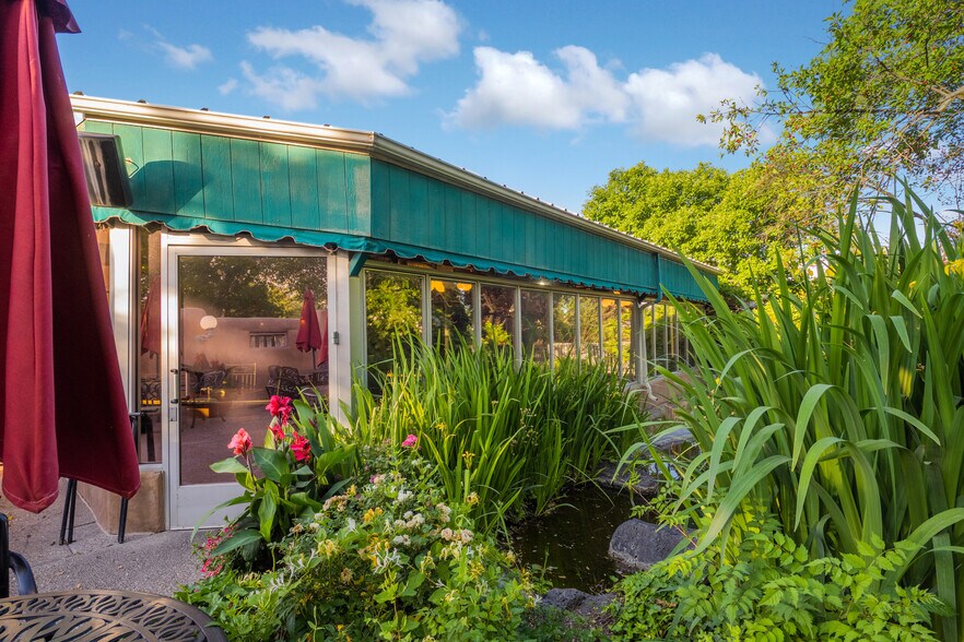 More Photos Of 8032 4th St NW, Albuquerque Restaurant For Sale