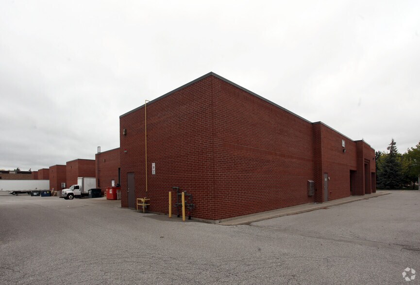 More Photos Of 346 Millway Ave, Vaughan Manufacturing For Lease