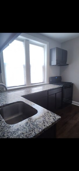 More Photos Of 8123 S Maryland Ave, Chicago Apartments For Sale