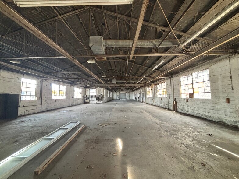 More Photos Of 151 DeKalb Industrial Way, Decatur Land For Lease