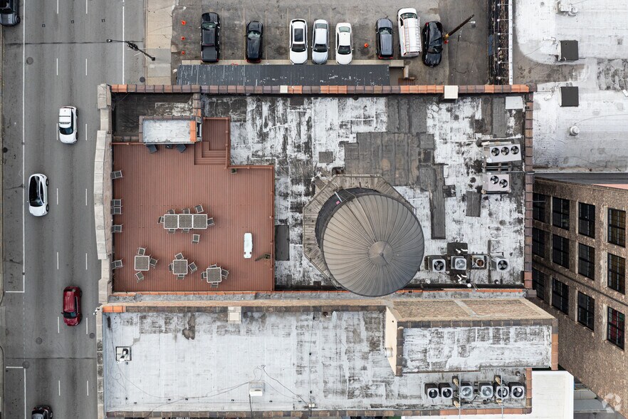 More Photos Of 216 W Ohio St, Chicago Loft Creative Space For Lease