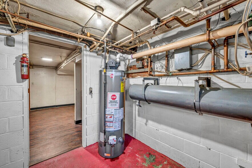 More Photos Of 632 Cleveland St, Elyria Office Residential For Sale