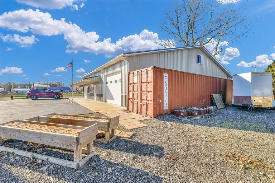 More Photos Of 109 Front St, Mansfield Industrial For Sale