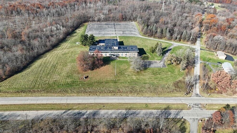 More Photos Of 1610 Hubbard Thomas Rd, Hubbard Office For Lease