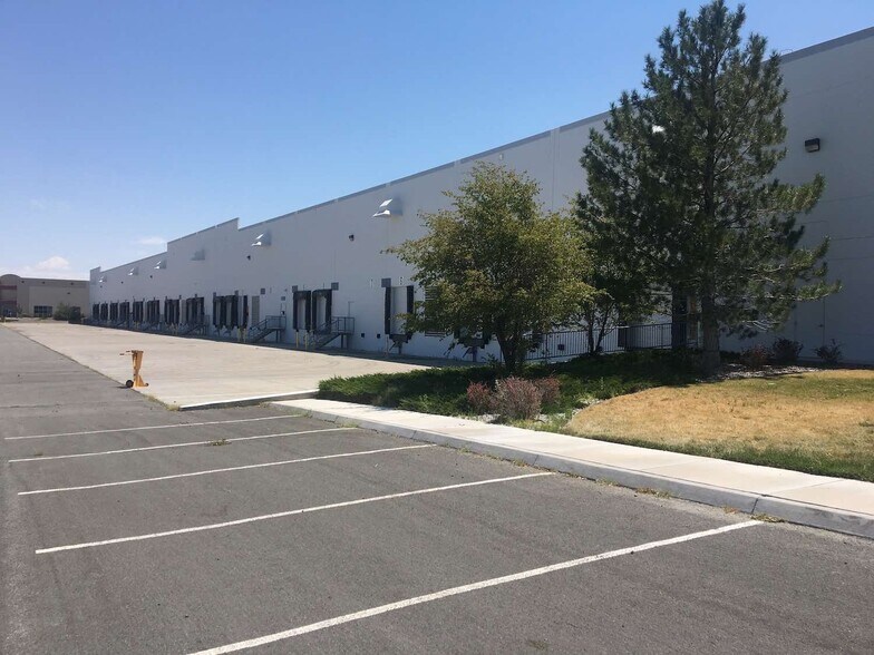 More Photos Of 2275 E Newlands Dr, Fernley Distribution For Lease