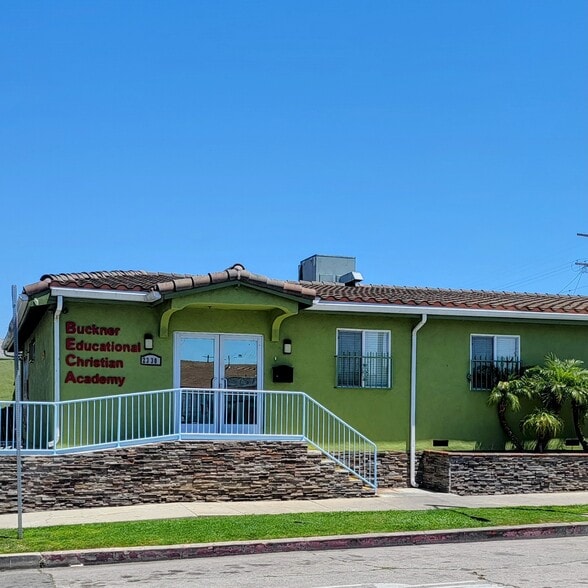 More Photos Of 2400 W Florence Ave, Los Angeles Freestanding For Sale