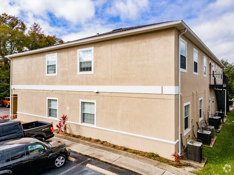 More Photos Of 13139 W Linebaugh Ave, Tampa Medical For Lease