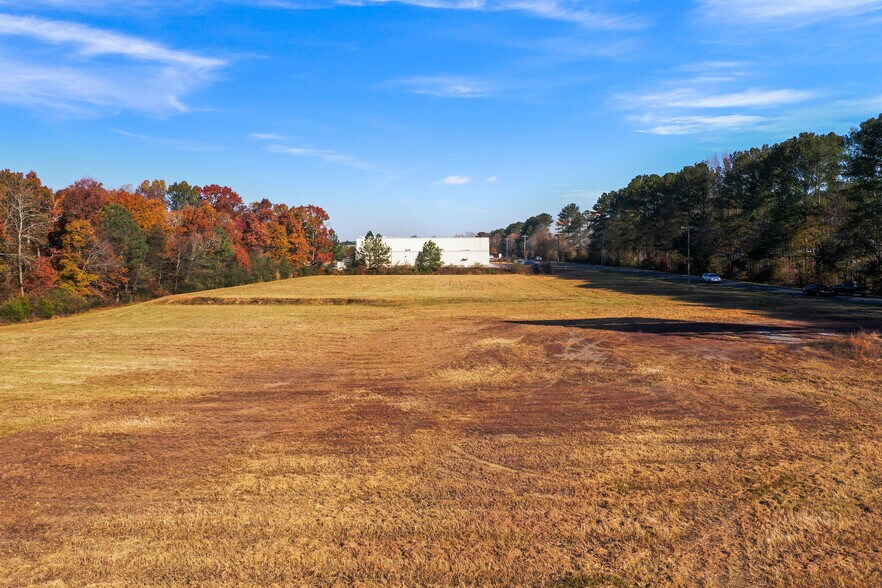 More Photos Of 909 Curtis Parkway Southeast, Calhoun Land For Sale