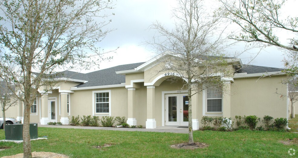 More Photos Of 6916 Linebaugh Ave, Tampa Medical For Lease