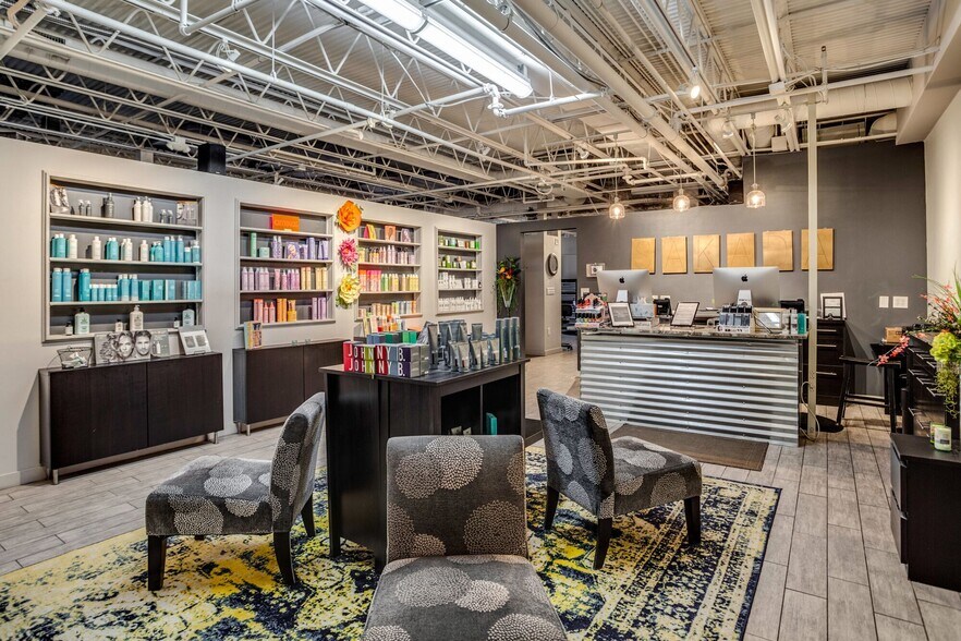 More Photos Of 14525 Hwy 7, Minnetonka Medical For Lease