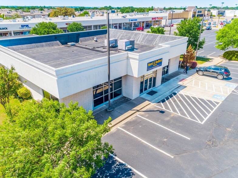 More Photos Of 716-756 E Pipeline Rd, Hurst Freestanding For Lease
