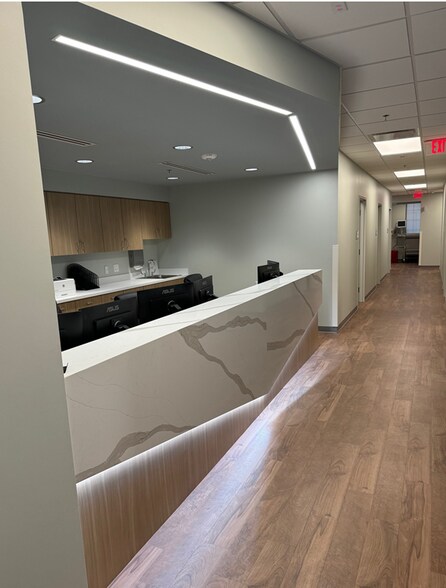 More Photos Of 1924 Forest Ridge Dr, Bedford Medical For Sale