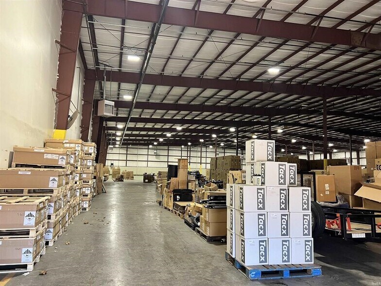 More Photos Of 3471 N Union Dr, Olney Warehouse For Sale