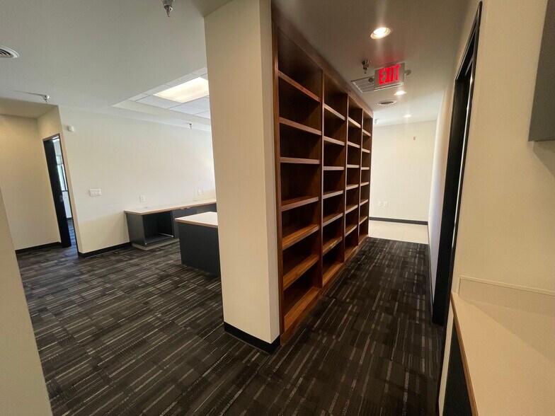 More Photos Of 2700 Farmington Ave, Farmington Office For Sale