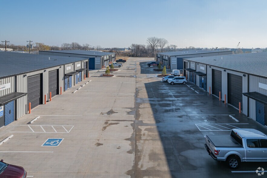 More Photos Of 20 N Rockwell Ave, Oklahoma City Unknown For Lease