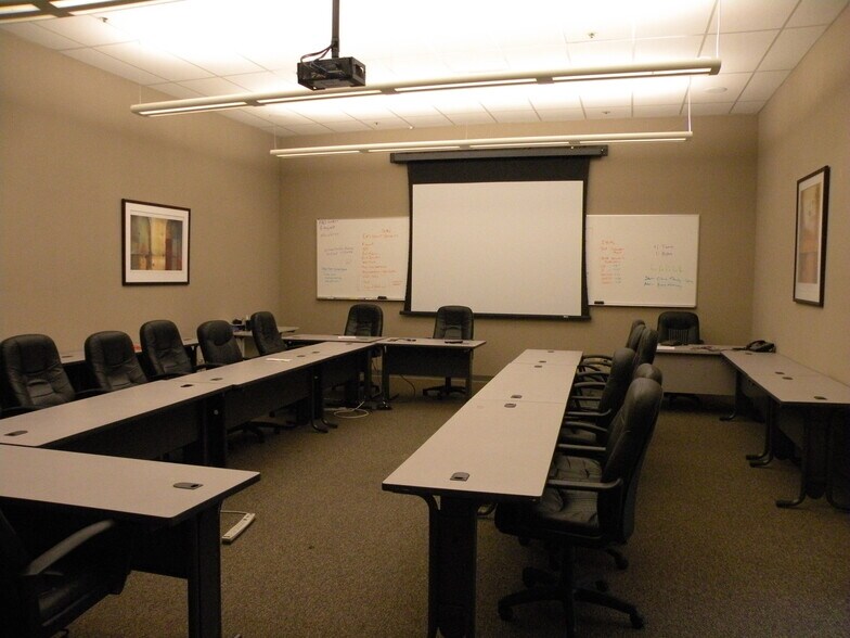 More Photos Of 111 Lindbergh Ave, Livermore Warehouse For Sale