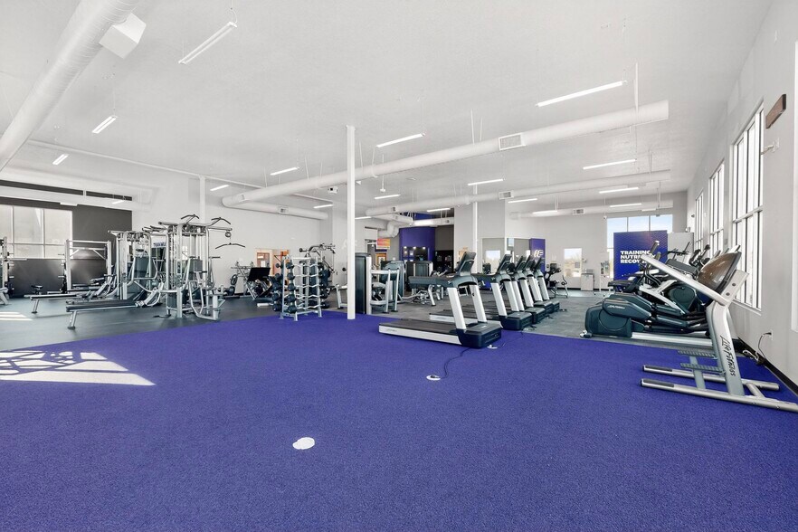 More Photos Of 9368 Valley View Dr NW, Albuquerque Apartments For Sale