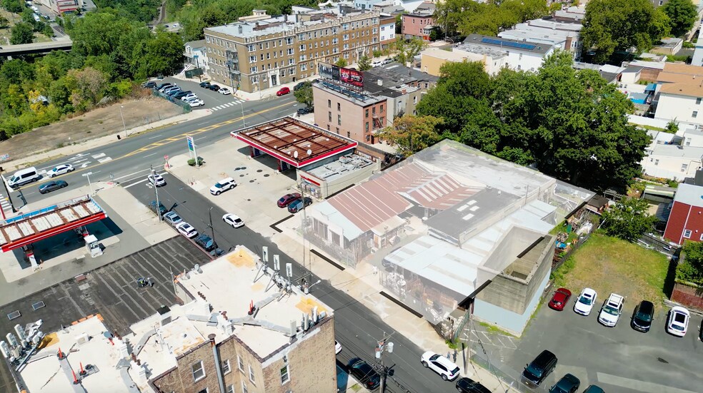 More Photos Of 246-248 Beacon Ave, Jersey City Warehouse For Lease