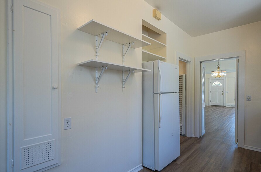 More Photos Of 206 Cypress Ave, Pacific Grove Apartments For Sale