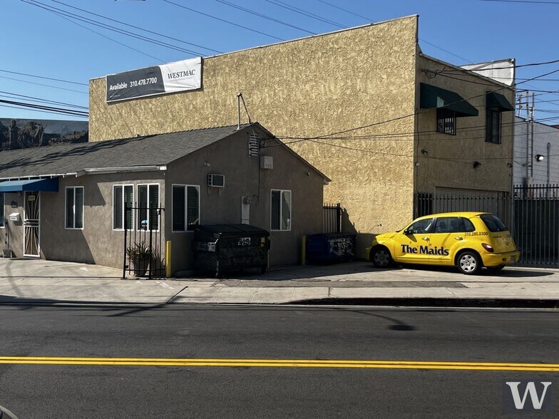 More Photos Of 8707 Venice Blvd, Los Angeles Office For Lease