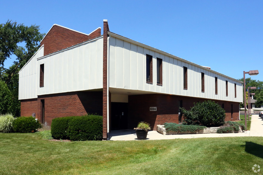 Primary Photo Of 684 W Boughton Rd, Bolingbrook Office For Lease