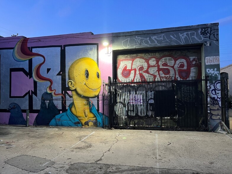 More Photos Of 1505-1515 S Santa Fe Ave, Los Angeles Warehouse For Lease