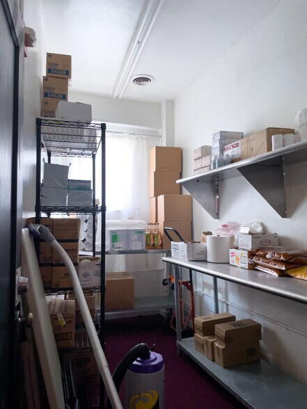 More Photos Of 219 E Central Ave, Belton Theater Concert Hall For Sale