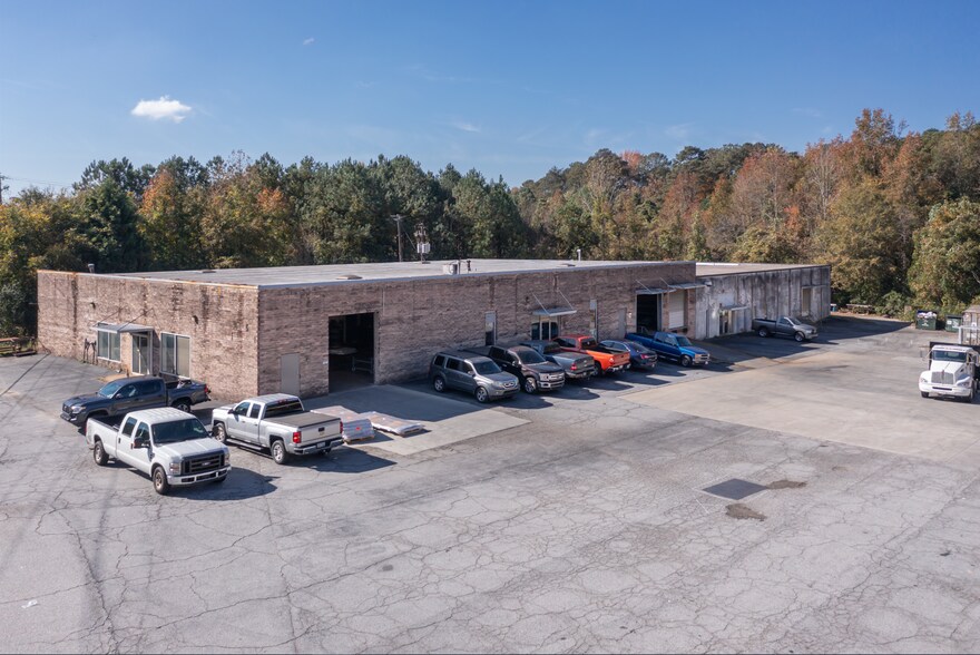 More Photos Of 2675 Lithonia Industrial Blvd, Lithonia Warehouse For Lease