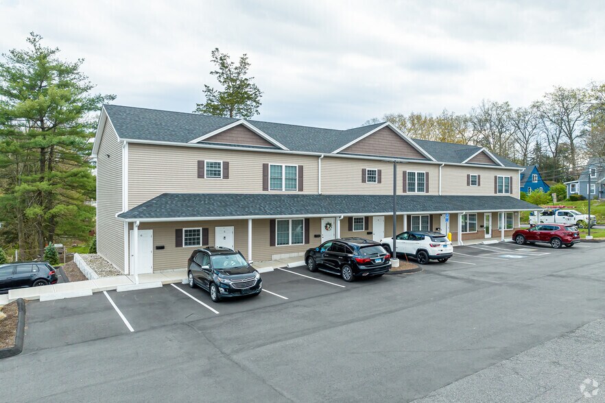 More Photos Of 642 Stafford Ave, Bristol Office Residential For Lease