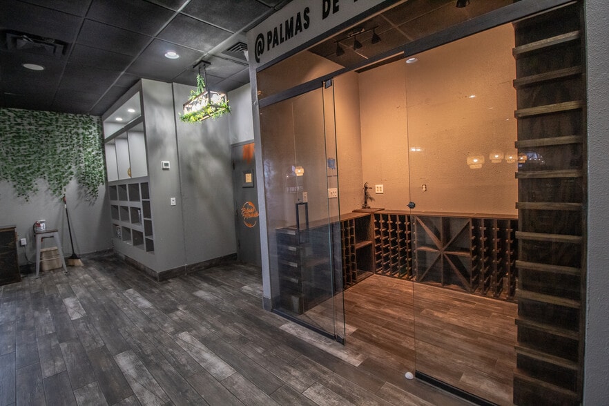 More Photos Of 4400 Hancock Bridge Pky, North Fort Myers Restaurant For Sale