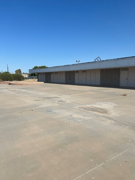 More Photos Of 401 S 3rd St, Blythe Religious Facility For Sale